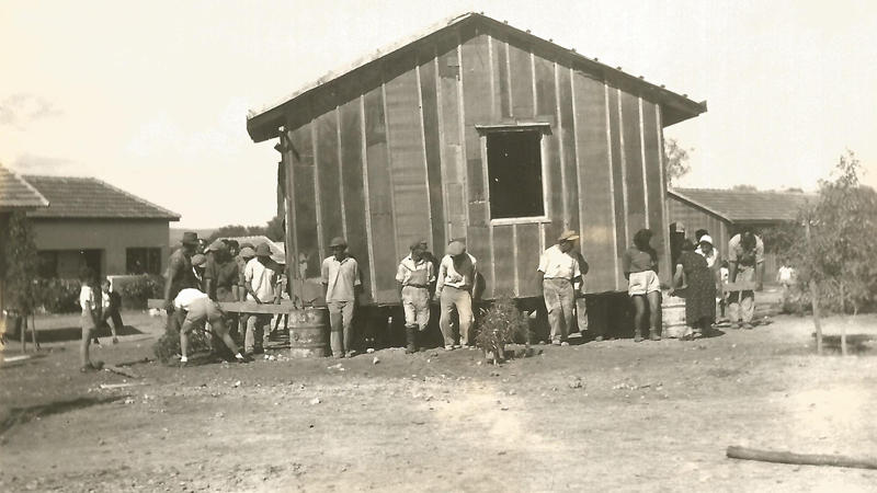תמונה של מעבירים צריף - 1938